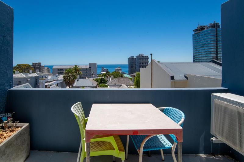 2 Bedroom Property for Sale in Sea Point Western Cape